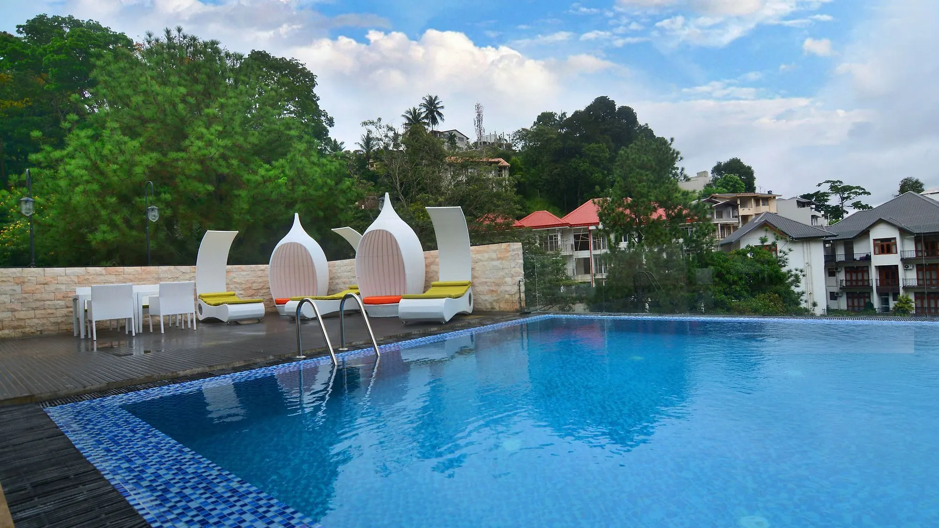 Grand 103 Hotel Kandy Sri Lanka